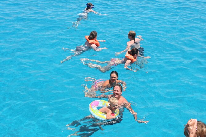 APHRODITE II -LAZY DAY CRUISE-BLUE LAGOON,TURTLE COVE, with LUNCH - Fifty minutes in the Blue Lagoon
