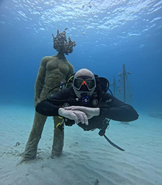 Ayia Napa: Beginners Discover Scuba Diving Experience - Starting with the safety briefing and equipment fitting