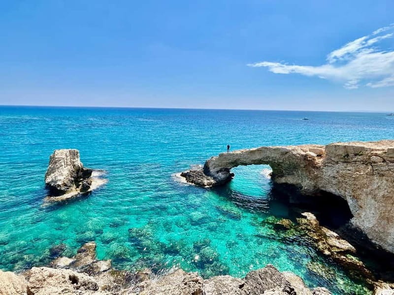 Cape Greco Region - private guided Highlight Tour - Lovers Bridge and the romance of natural rock