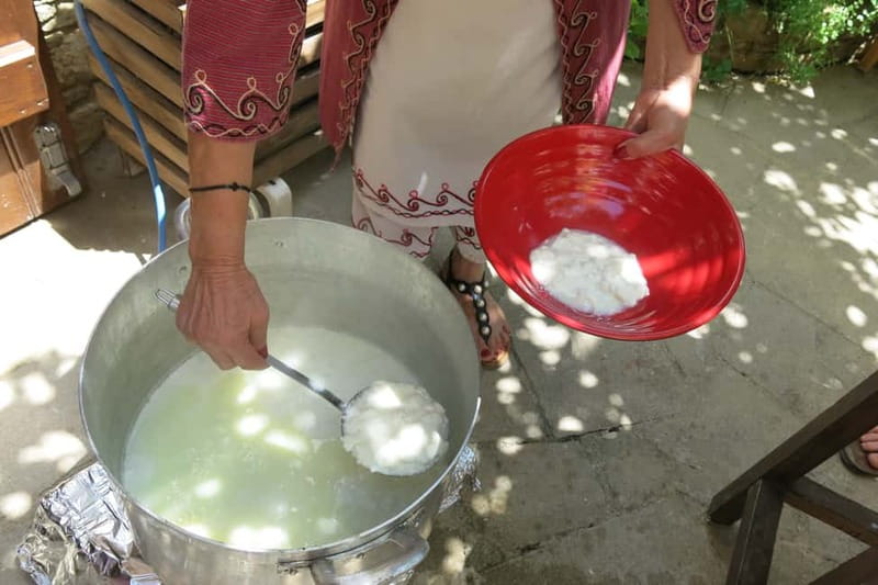 Cyprus: Mountain Towns and Cheesemaking Day Trip with Brunch - Key points to know before booking