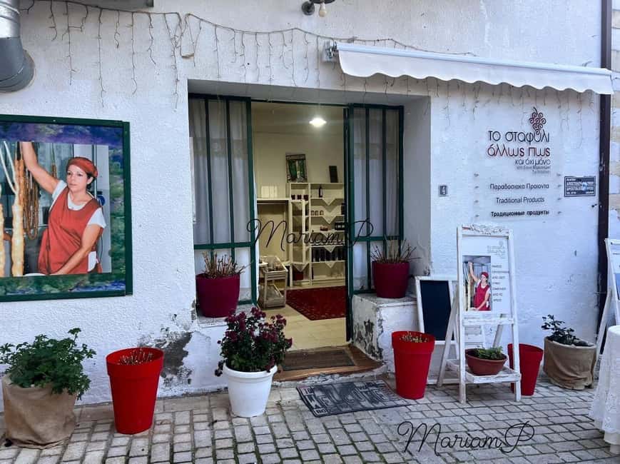 Delightful wine route: Omodos, Arsos Village & Wine Tasting - Arsos, a gentle start among old village traditions