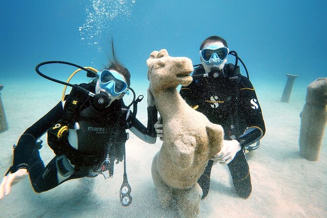 Discover Scuba Diving for Beginners - Shallow water practice before Green Bay