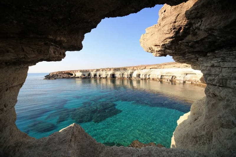 East Coast National Park: Half-Day Caves Jeep Safari - Sea caves, natural bridges, and clear water