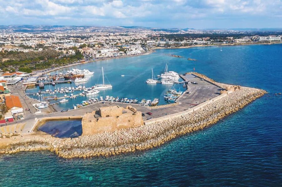 FROM PAPHOS: 1.5 HRS Glass Bottom Boat Cruise with swimming - Looking through the 22-square-meter glass deck