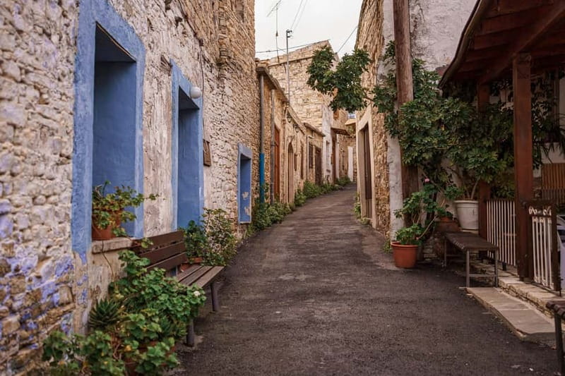 From Paphos: Larnaca Highlights Tour with Lefkara & Nicosia - Lefkara: lace, silver, and the prettiest hour