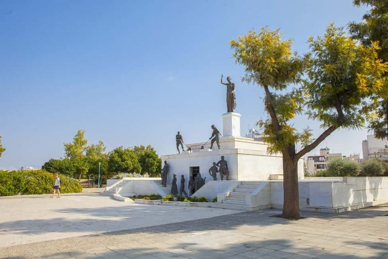 From Paphos: Nicosia Tour in Polish - Free time: lunch, museum, or the city view