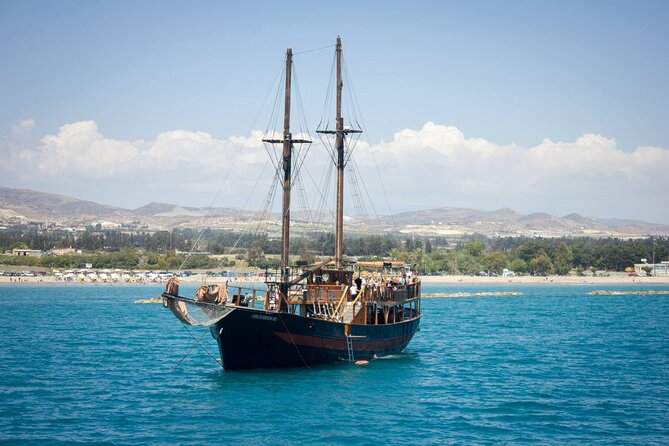 Jolly Roger | Pirates Adventure Cruise - Leaving Paphos Harbour for a pirate day