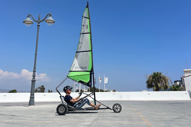 Land Sailing in Limassol - Choosing between a single and double kart
