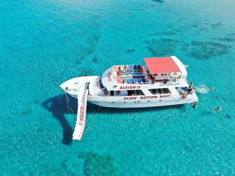Latchi: Blue Lagoon Glass Bottom Boat Cruise with Drinks - Finding the Alkion II boat in Latchi