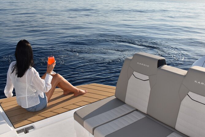 Luxury Charter on Blue Lagoon Flyer (Karnic CS10) to Blue Lagoon - Who Will Enjoy This Charter Most?