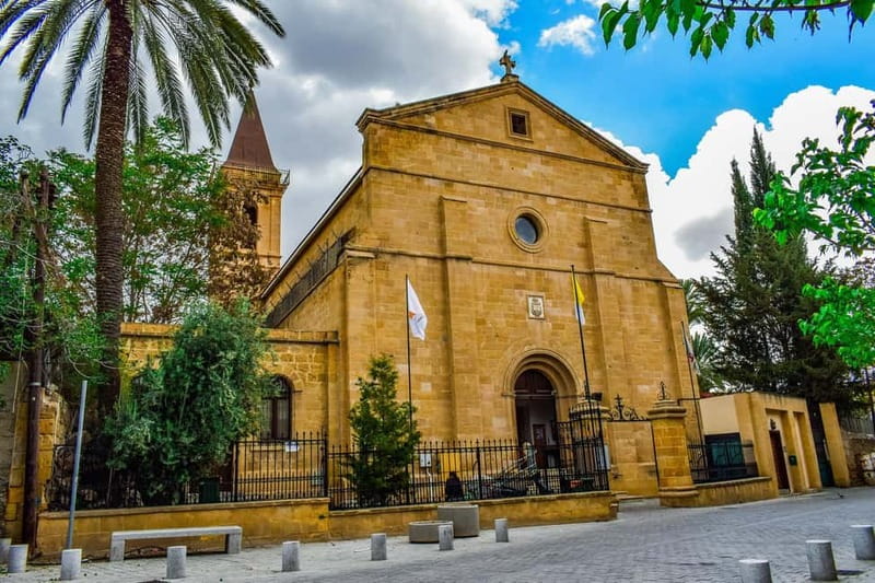 Nicosia: Private City Discovery Walking Tour - Laiki Geitonia: old-town atmosphere without a forced schedule