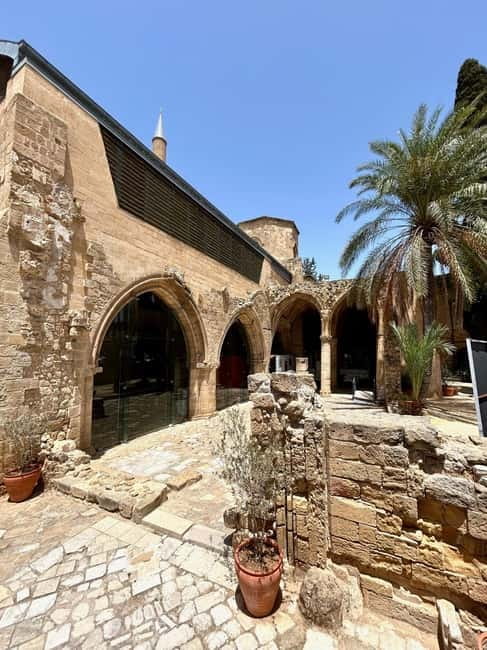 Nicosia, private tour, Old Town greek and turkish side - The Bazaar and Small Shops