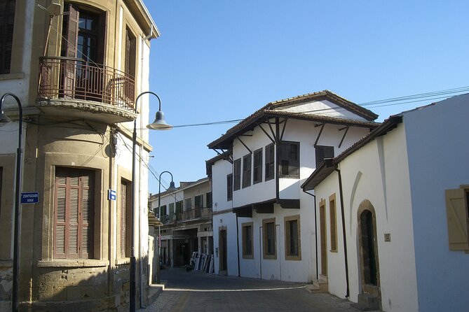 Nicosia: Private Walking Tour with a Local - Choosing between two and six hours