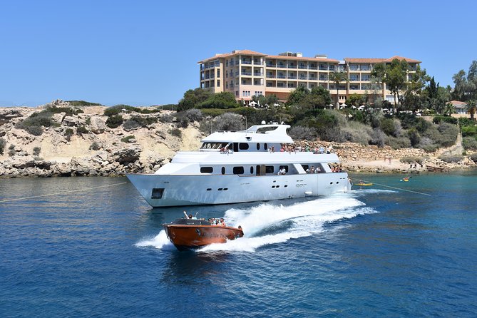 Ocean Flyer | Elite (18+) Cruise - Who will enjoy the Ocean Flyer Elite cruise?