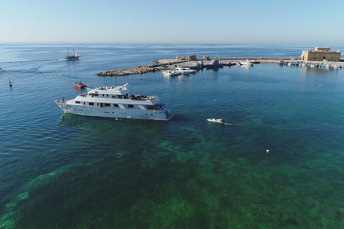 Ocean Flyer | Elite (18+) Cruise - Seeing the Sea Caves from offshore