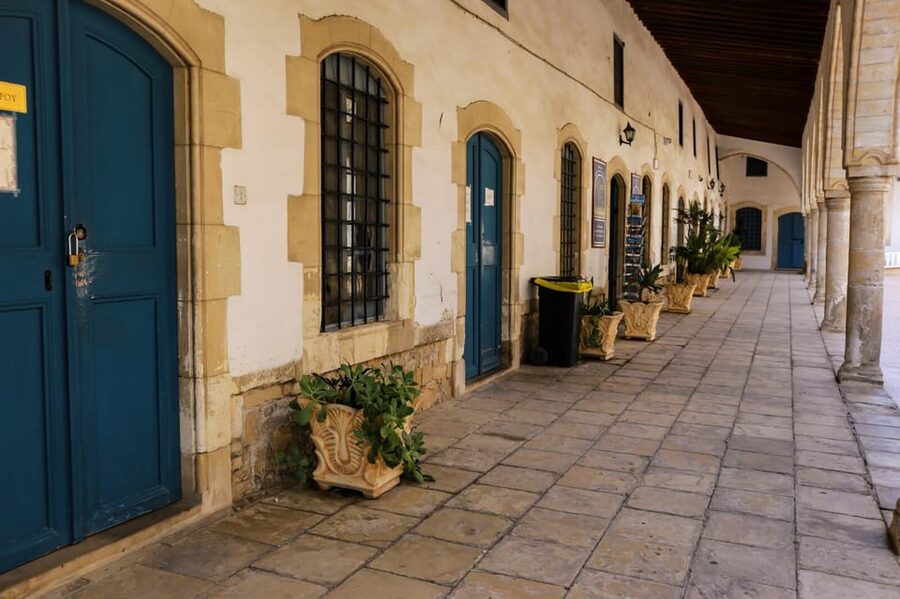 Paphos: Larnaca & Divided Nicosia Sightseeing Tour - How the transport and timing affect the day