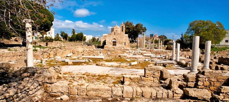 Paphos: Private Walking Tour with a Local Guide - Ending with a full hour at Paphos Harbour