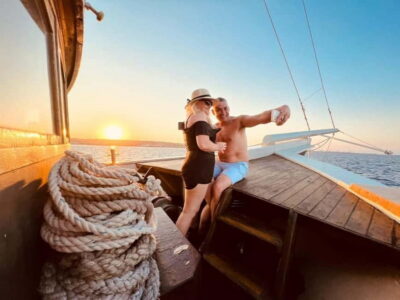 Sunset Cruise, Turtle Watching, & Unlimited Drinks