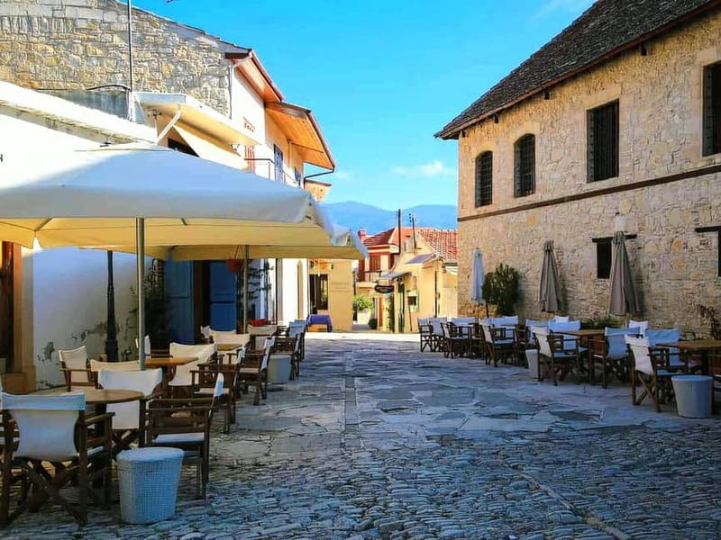 Paphos: Troodos, Omodos & Kykkos Monastery Full-Day Tour - Pedoulas, Prodromos and the climb toward Kykkos