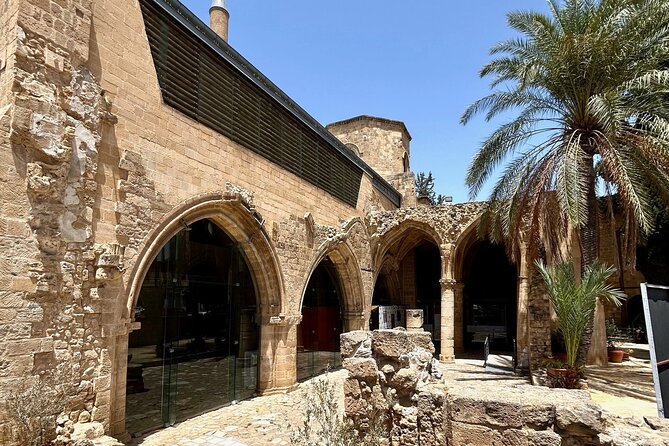 Private guided Tour of Nikosia Oldtown with Border Crossing - Why divided Nicosia deserves a half-day