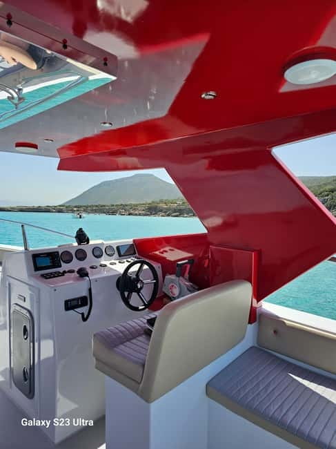 Private Snorkeling Cruise – Explore Fish & Hidden Seabeds - The optional sea scooter experience