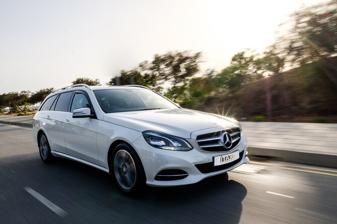 Private Transfer: Larnaca Airport to Ayia Napa 1-14 pax - A private vehicle for families and larger groups