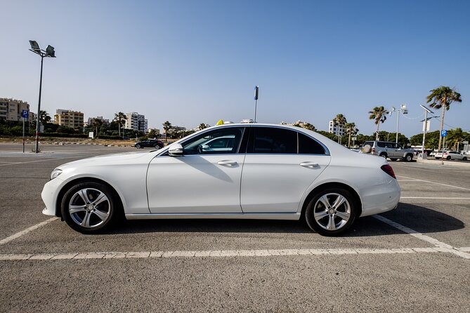 Private Transfer: Larnaca Airport to Protaras 1-14 pax - What service quality feels like in practice
