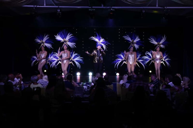 Stardust Variety Show - Arrival, cast photos, and settling in