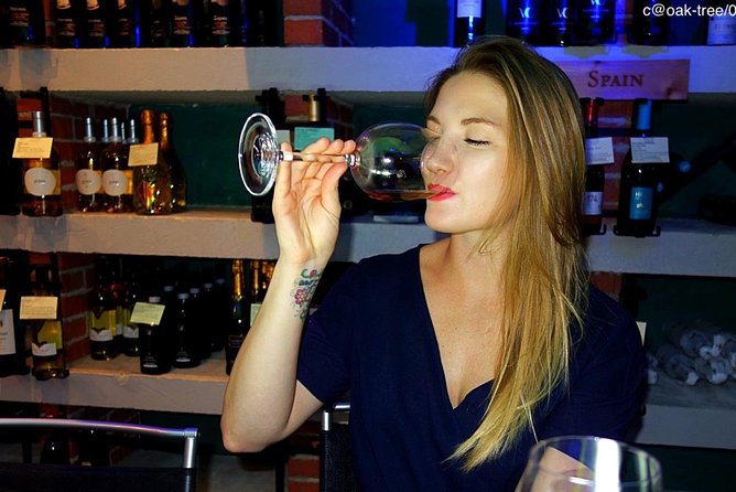 Tasting 10 + 1 CYPRUS WINES including transfers only from Larnaca - Key points at a glance