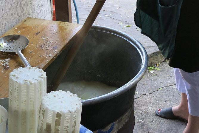 Troodos Mountains Halloumi Making: All Inclusive Workshop & Tour - The brunch: halloumi while it is still fresh