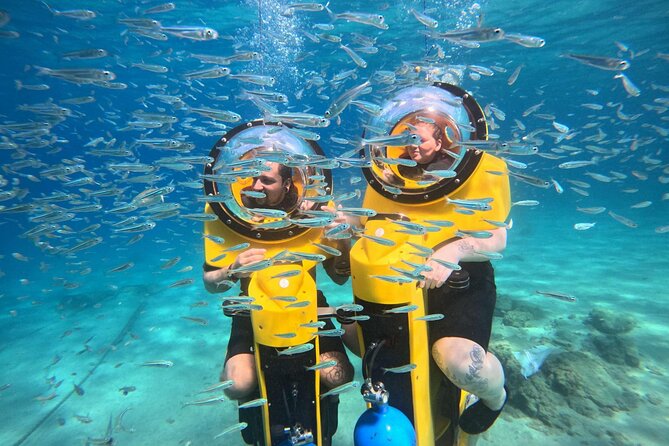 Undersea Scooters - Photos and video are useful souvenirs