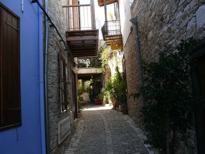 Walk around Pano Lefkara village and Lefkara lake - The central church and Lefkaritika lace