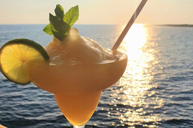 Wave Dancer Sunset BBQ Cruise - Picking your place on the boat