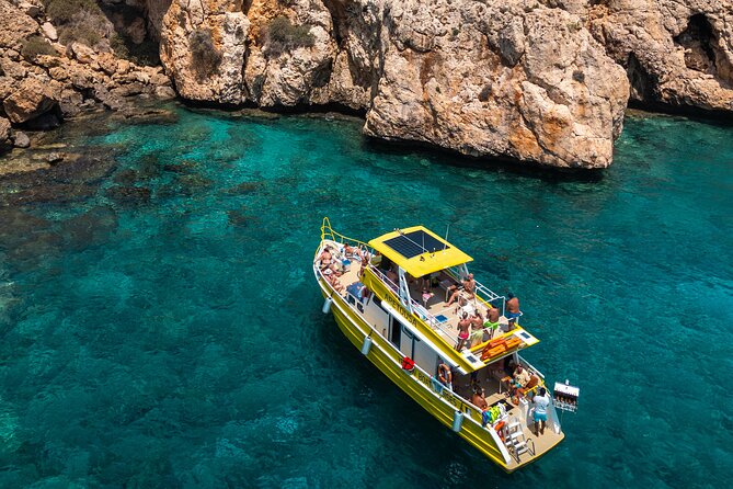 Yellow Boat Cruises: Adults Only Lazy Day Cruise with BBQ - What makes this cruise worth considering